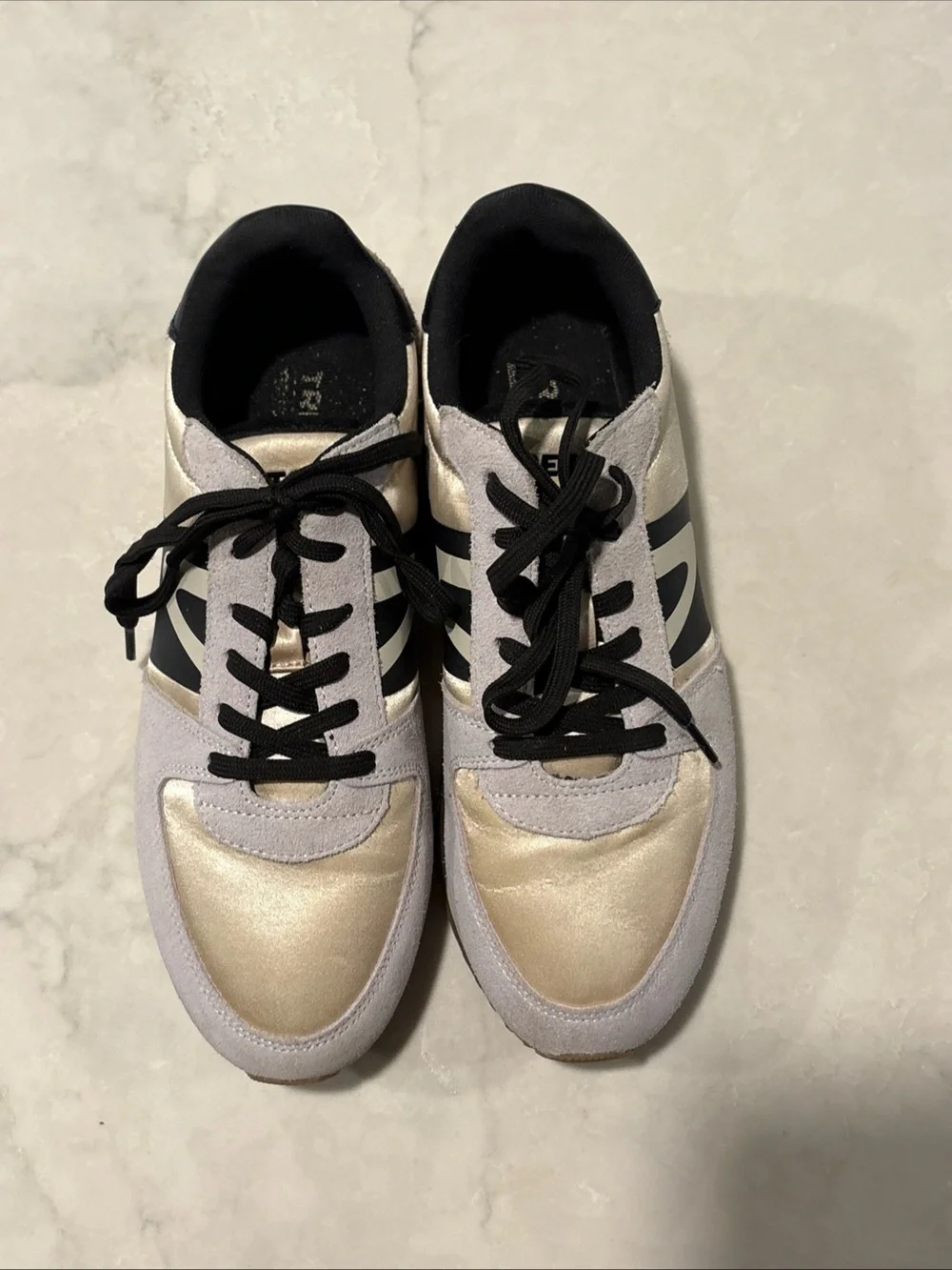 TRETORN Women's Size 9 US Loyola | Beige & Silver Suede Leather Sneakers Shoes